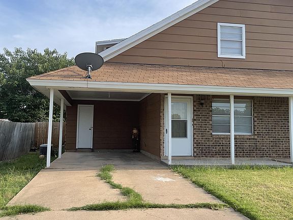 2nd image of 2425 S 28th St #1