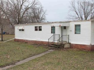 622 S James St, Shell Rock, IA 50670