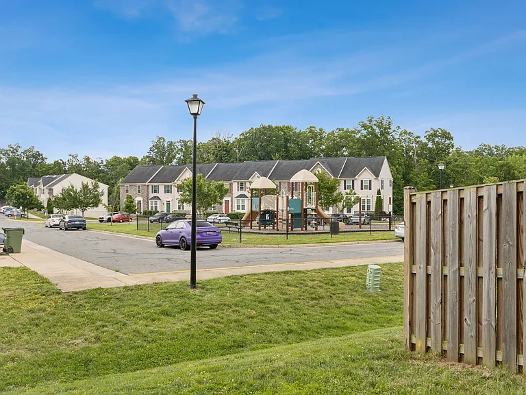 3107 Alliance Ct — Photo 28