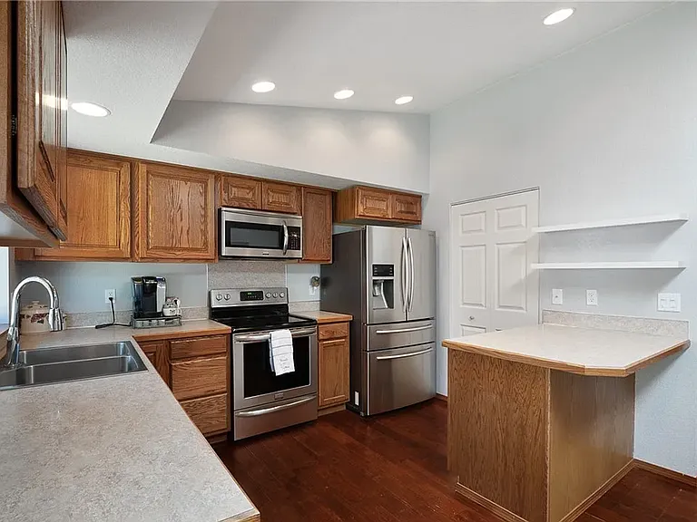 1141 Pinedrop Loop SE — Photo 11