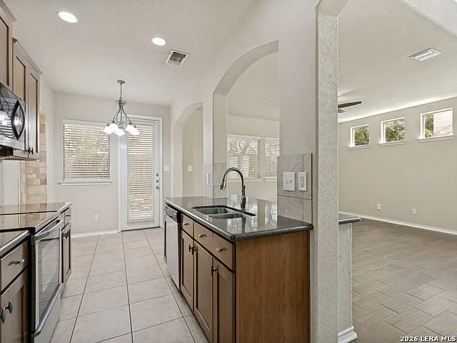 1227 Tweed Willow — Photo 10