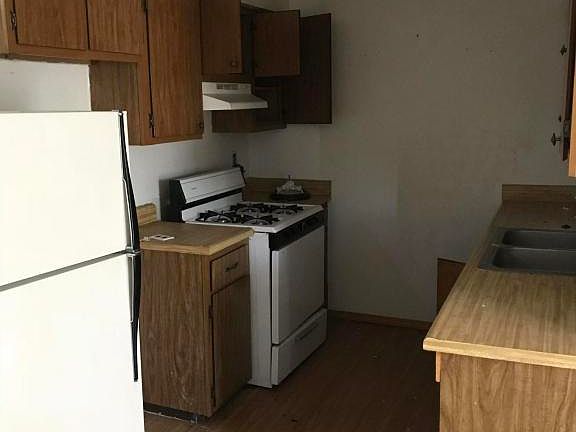 5th image of 415 Dorado Ct SE