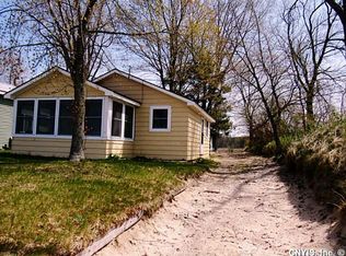 8107 Littlefield Pl, Henderson, NY 13650
