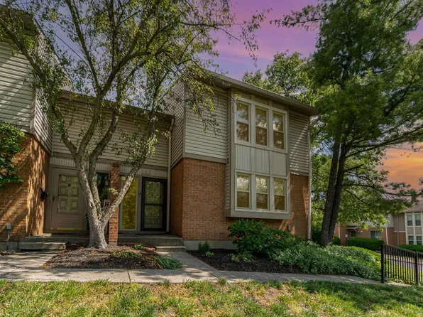 2 Woodside Ct, Cincinnati, OH 45246