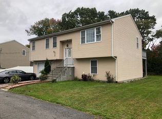 34 1/2c Briggs St, Taunton, MA 02780