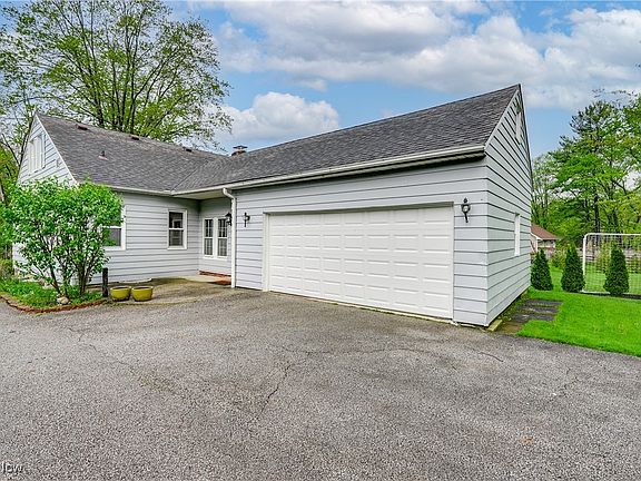 4th image of 109 Hazelwood Dr
