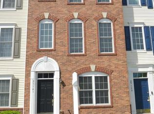 25141 Monteith Ter, Chantilly, VA 20152