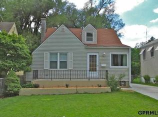 3010 S 35th St, Omaha, NE 68105