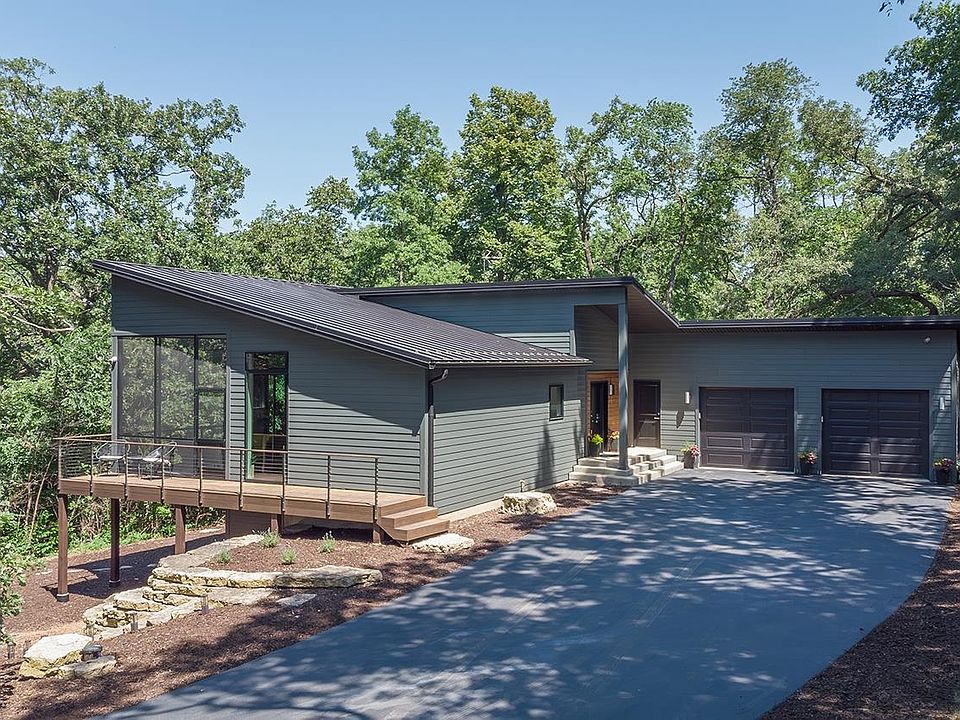 1st image of 8383 W Mound Rd