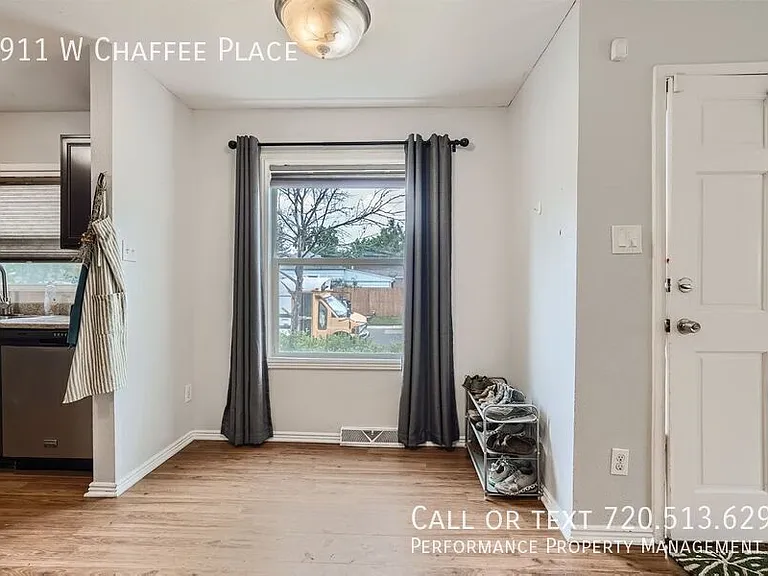 1911 W Chaffee Pl — Photo 14