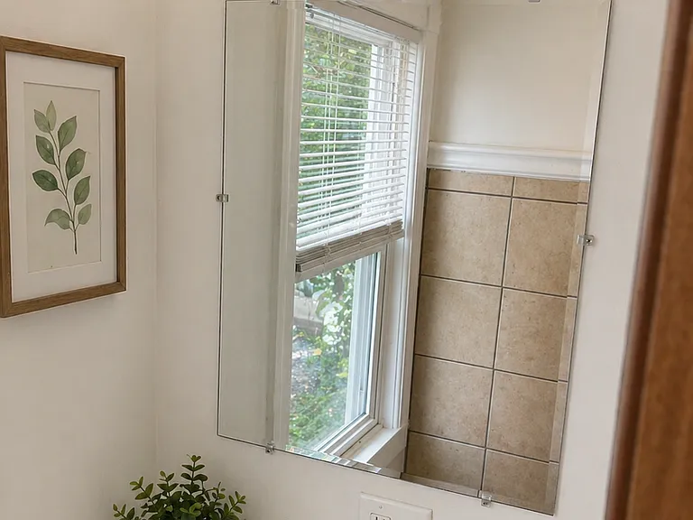 452 Carlton Ave — Photo 15