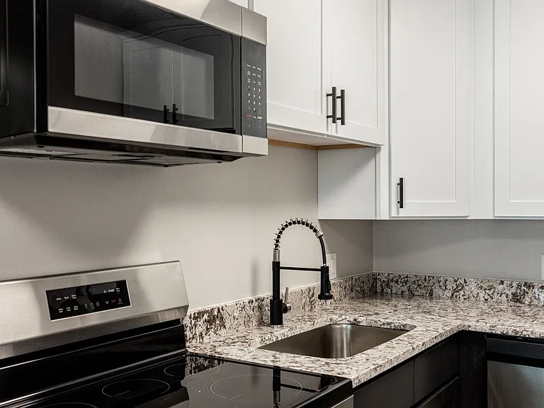 SkyHill Apartments — Photo 5