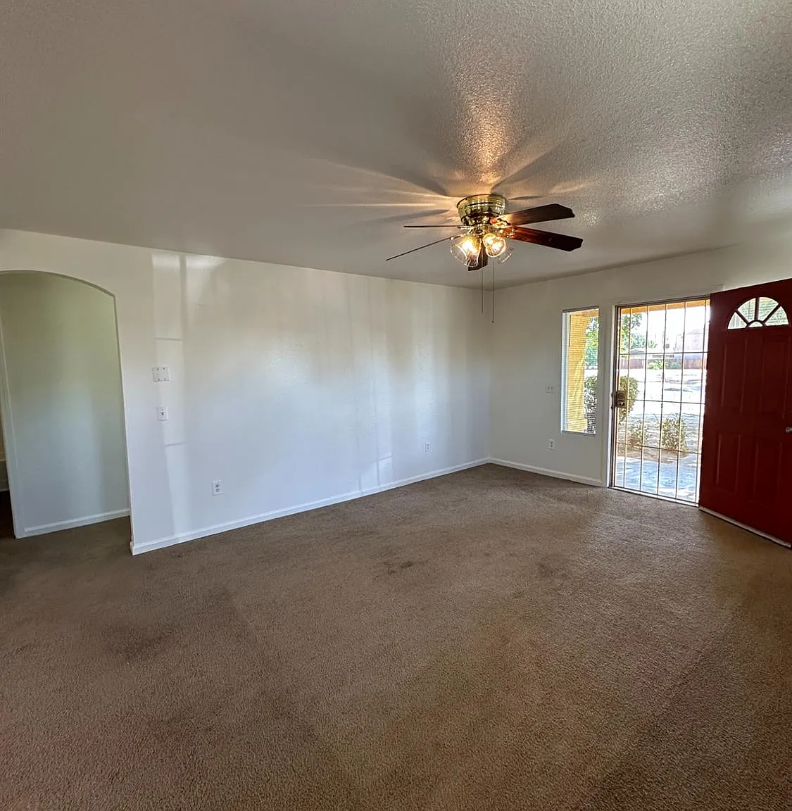 4 bed, 1562 sqft, $2,250 — Photo 4