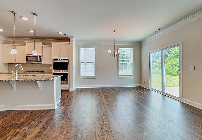 5301 Ennisworth Ln — Photo 3