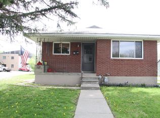 31 Burns St, Johnson City, NY 13790