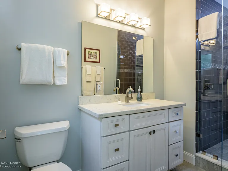 416 Louisa St — Photo 19