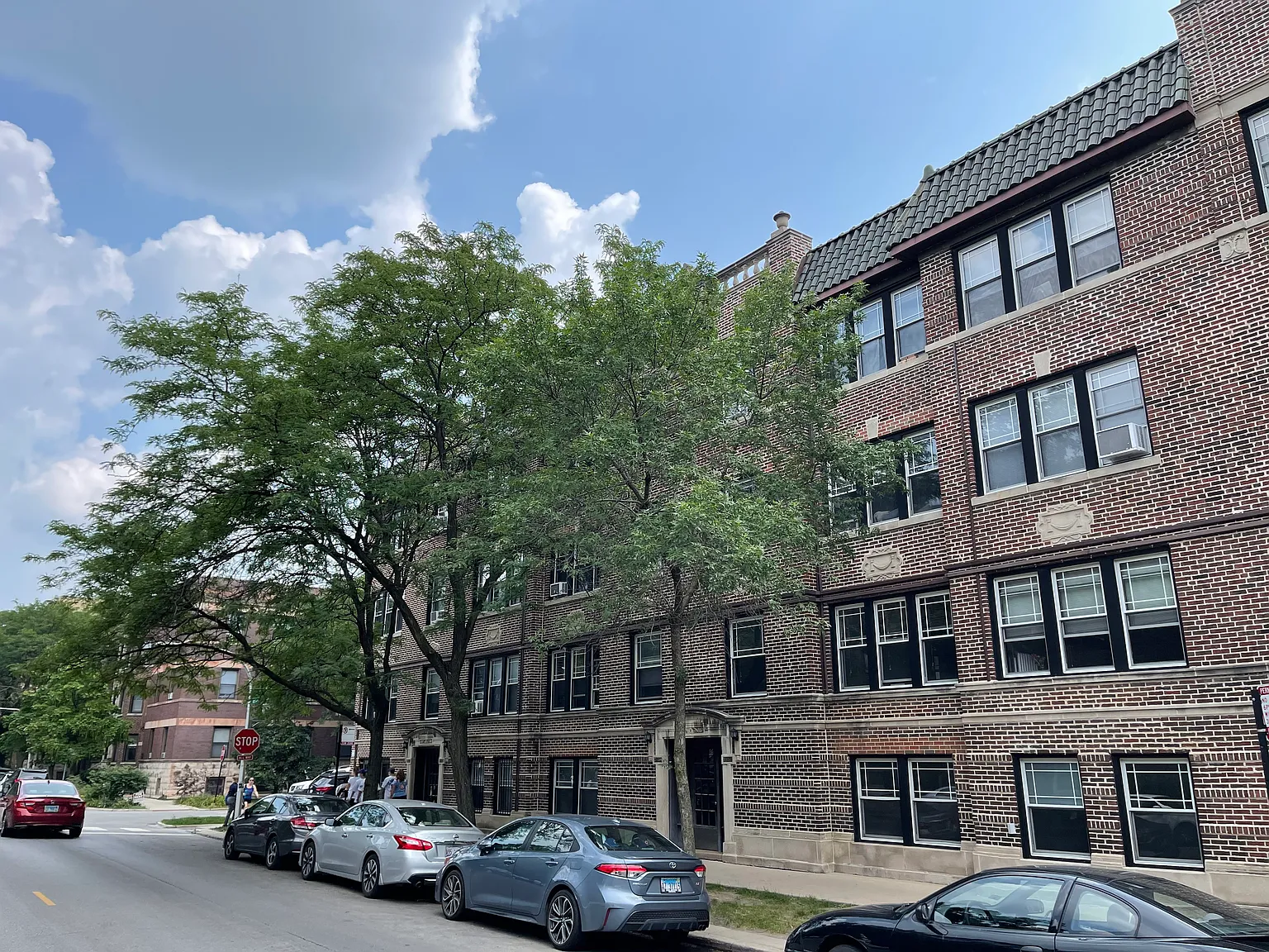 1 bed, 730 sqft, $1,800 — Photo 2