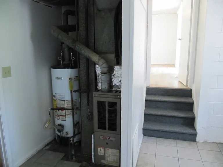 6525 Doris Dr — Photo 30