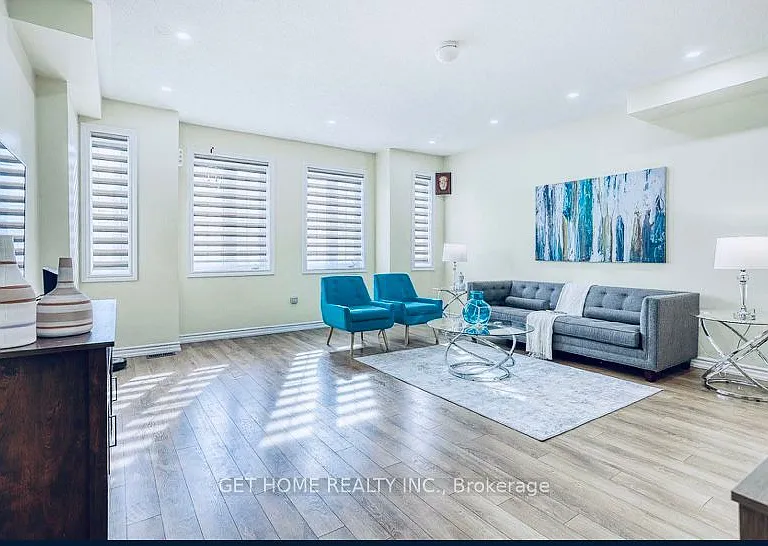 26 Sprucewood Rd — Photo 3