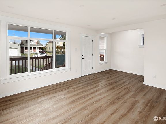 5th image of 506 E 34th Street