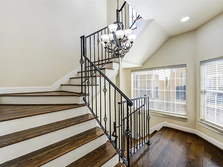 5813 Washington Ave #B — Photo 12