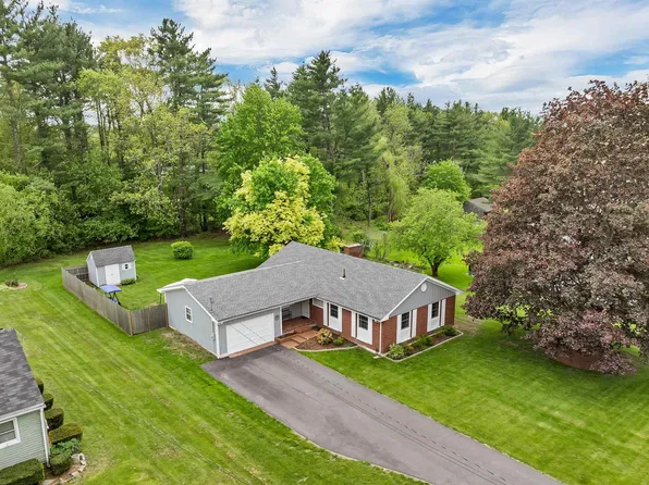 8 Pearson Drive, Dover, NH 03820