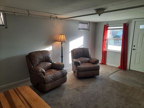 4th image of 625 Grand Ave