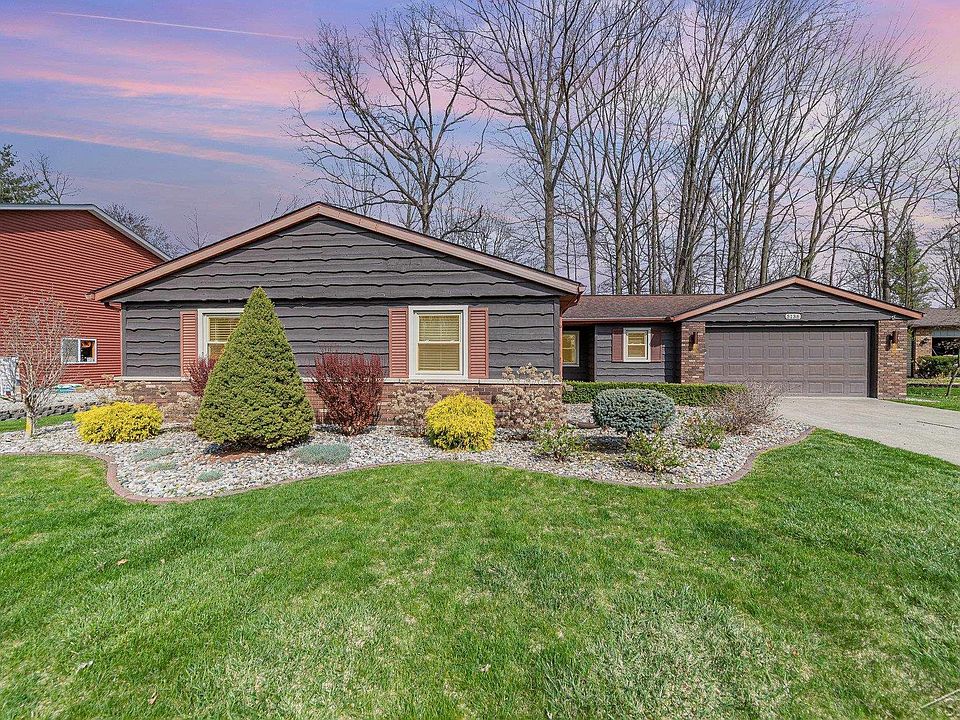 1st image of 5138 Mangrove Dr
