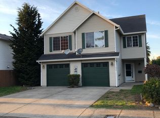 530 1st St, Gladstone, OR 97027