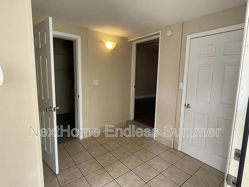 3 bed, 2.0 bath, 1454 sqft, $1,750 — Photo 3
