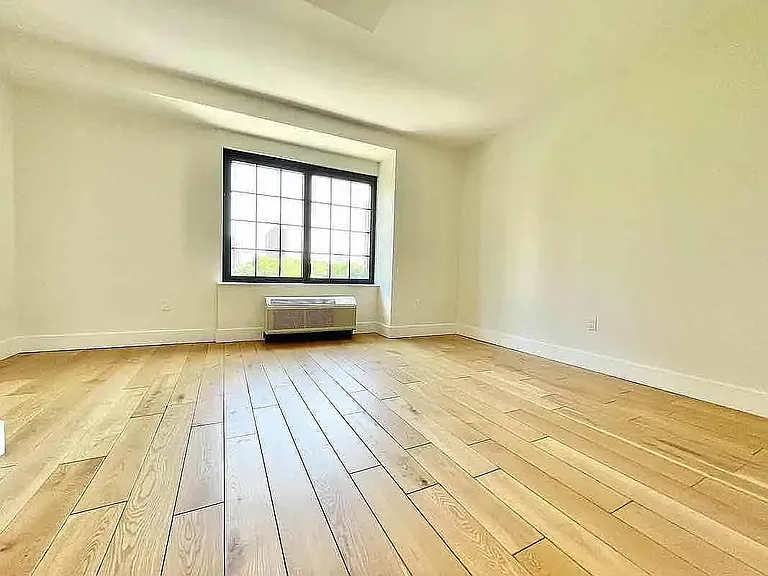 504 Myrtle Ave #8W — Photo 6