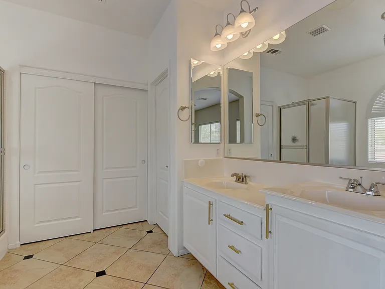 9743 Mount Kenyon St — Photo 13