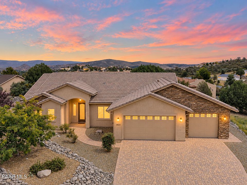 1st image of 1921 Pinnacle Ln