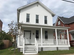 144 W 25th St, Erie, PA 16502