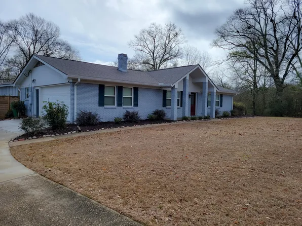 74 Country Park Dr, Petal, MS 39465