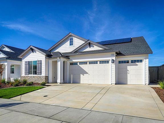 3rd image of 1432 Wadsworth Cir