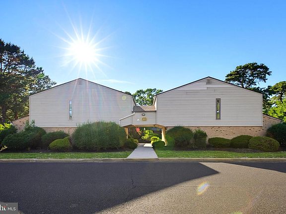 3rd image of 1801 Egg Harbor Rd APT 308