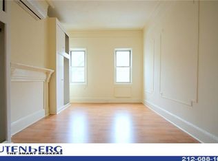 536 47th Ave APT 2R, Long Island City, NY 11101
