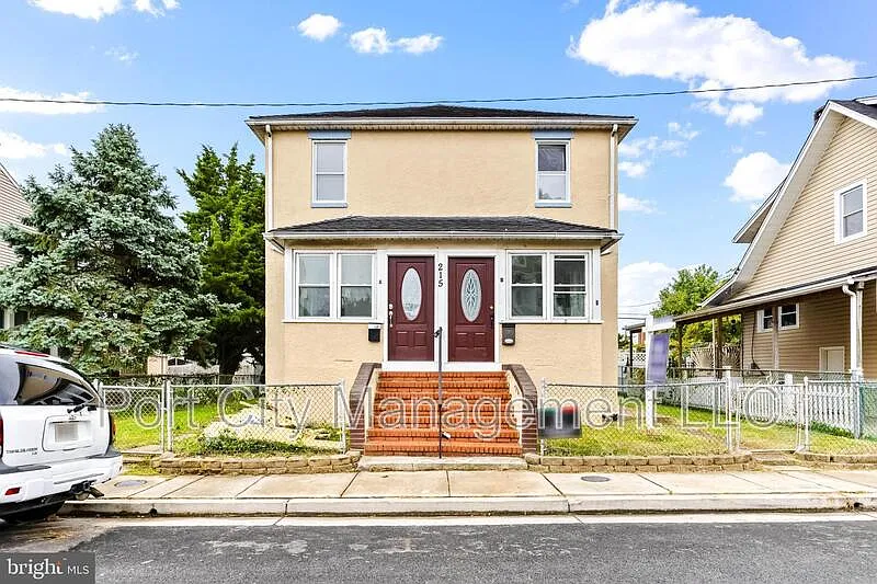 215 Cleveland Ave #1