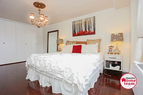 Sold by Keller Williams Realty Landmark II | media 17