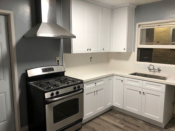 4th image of 273 San Marcos St