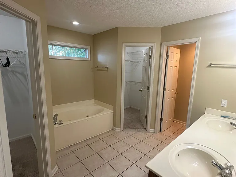 306 Tanner Dr — Photo 7