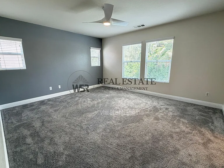 5798 Mapleview Dr — Photo 19