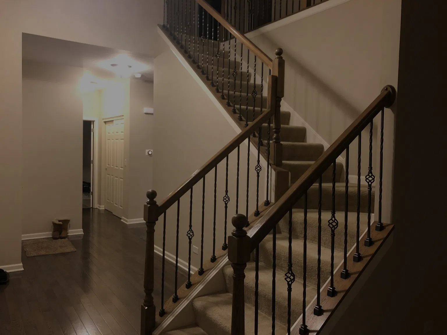 4 bed, 2.5 bath, 2062 sqft, $3,250 — Photo 2