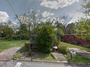 1102 E Newton St, Dothan, AL 36303