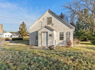 116 E Hillcrest Rd, Two Rivers, WI 54241