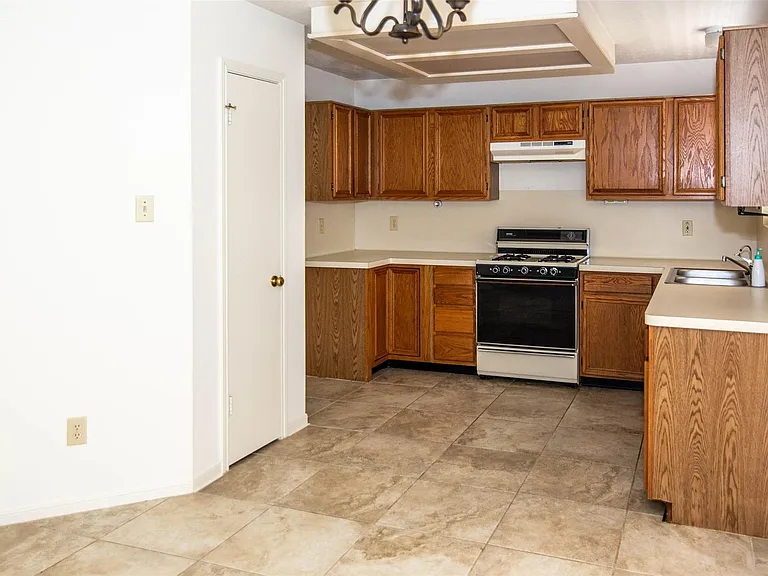 17803 Telegraph Creek Dr — Photo 5