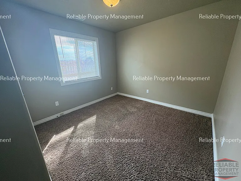 1213 N Cornerstone Dr — Photo 10