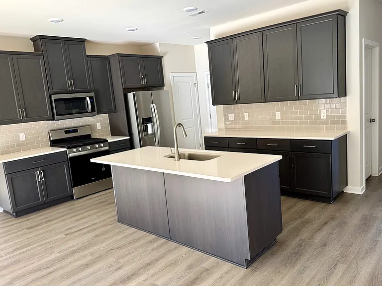 3 Shamrock Cir — Photo 17