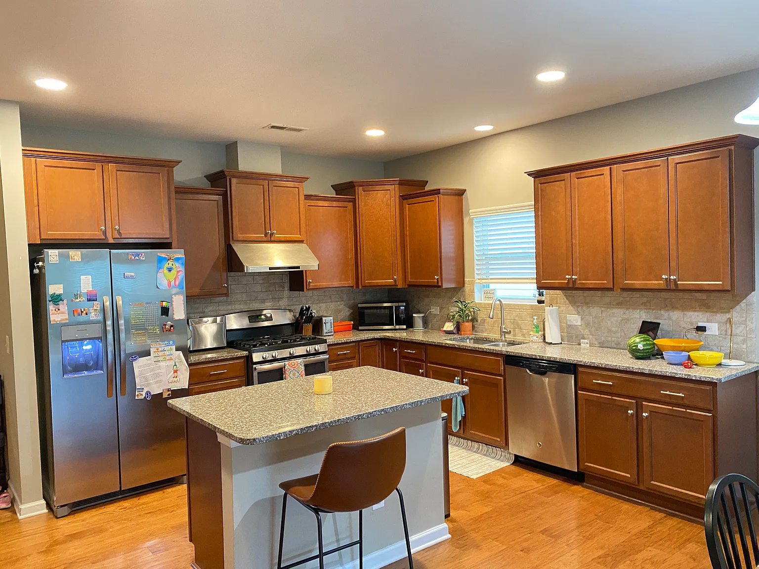 4 bed, 2980 sqft, $2,800 — Photo 3